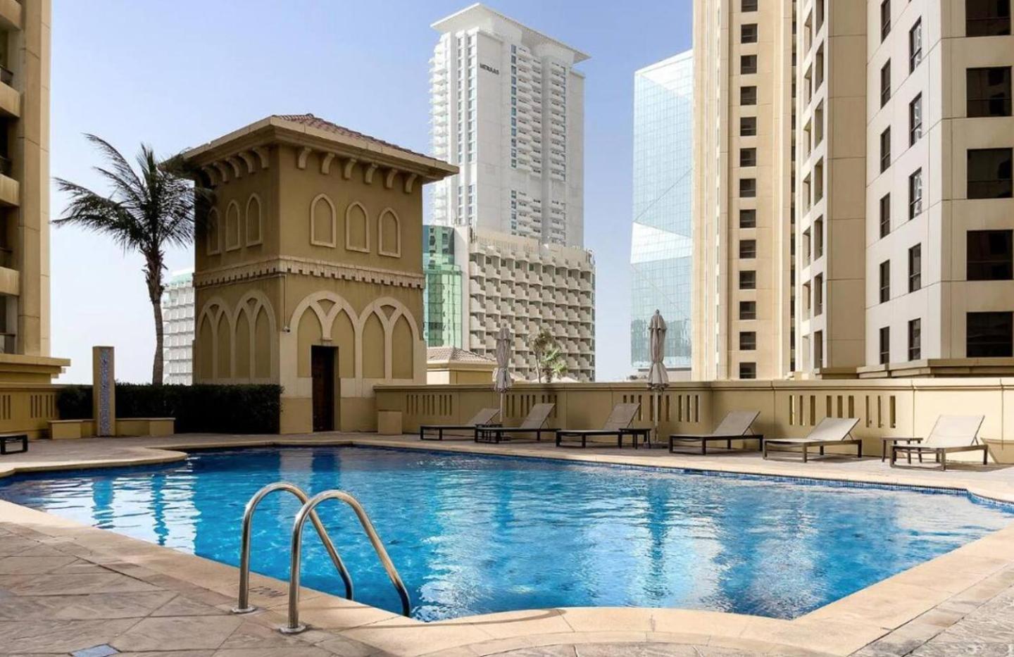 Urban Panda Skyview Homestay Jbr ดูไบ ภายนอก รูปภาพ